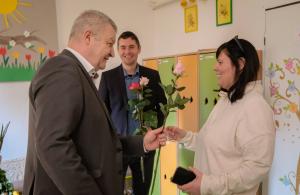 Fotogaléria: Gratulácie k MDŽ v meste Stupava, 6.3.2026. Foto: Peter Kubička.