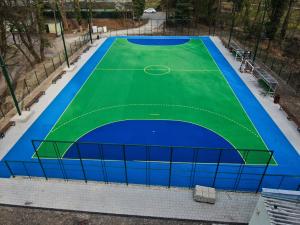 Zanedbané športovisko v parku pri Makoviciach prešlo komplexnou rekonštrukciou. Foto: Peter Kubička.