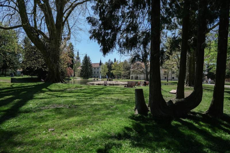 Kaštieľsky park
