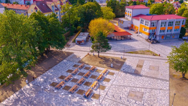Zrekonštruované Troyerovo námestie, foto: Peter Kubička