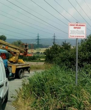 FOTOPASCE PROTI ČIERNYM SKLÁDKAM